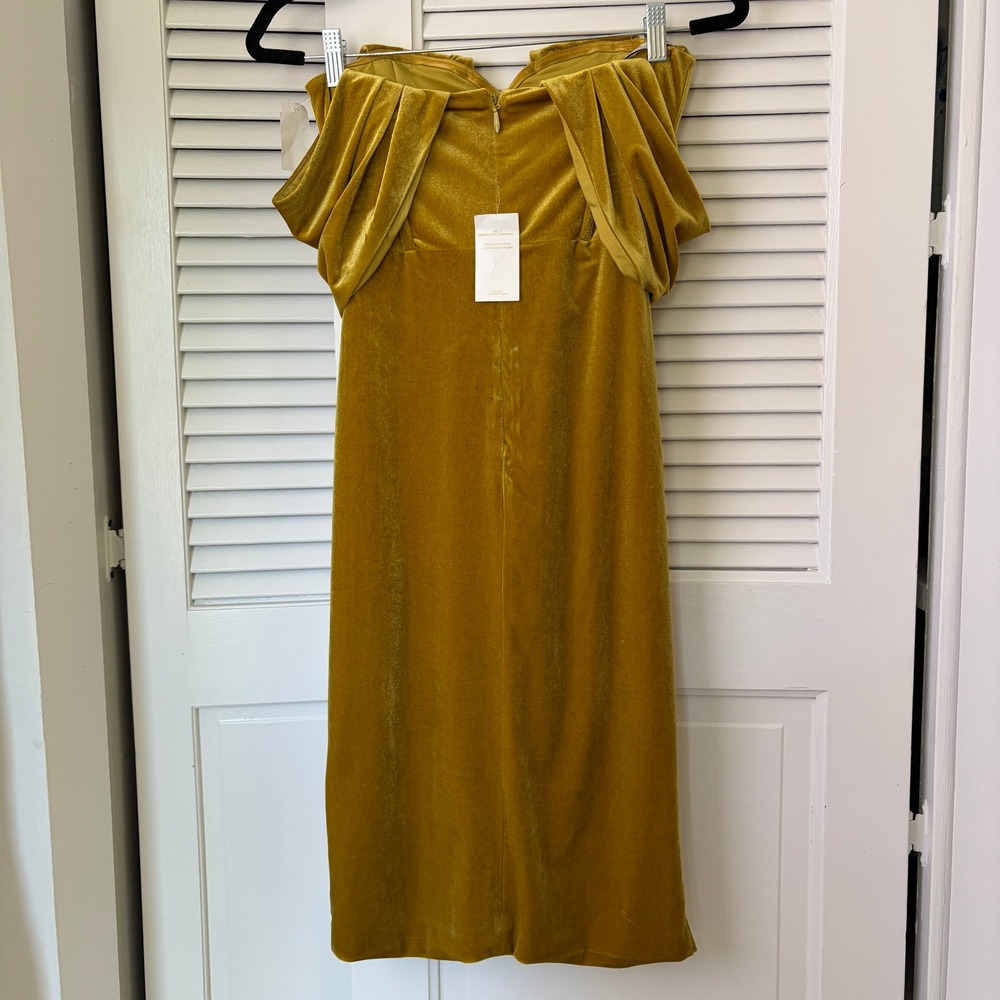 Miss Circle Omaria Gold Velvet Off Shoulder Corset Midi Dress NWT - Picture 3 of 9